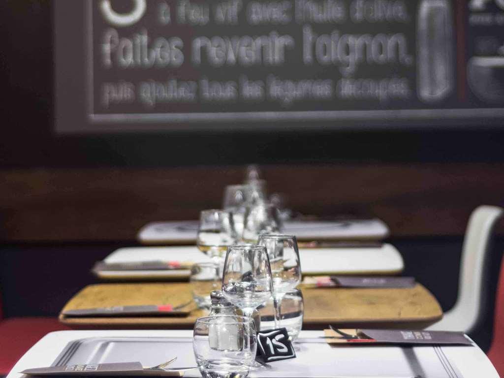 敦刻尔克宜必思酒店 餐厅 照片